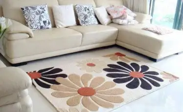 Thảm trang trí sàn và tường phòng khách hiện nay